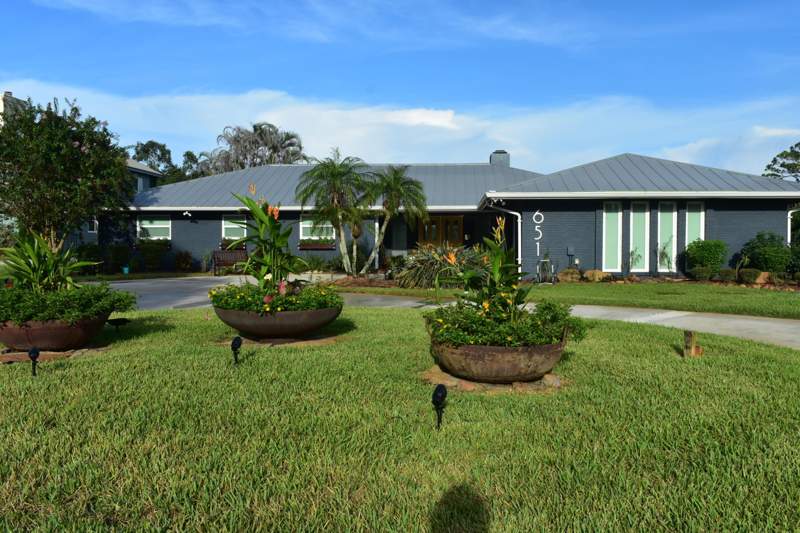 3 bedroom Single Family Residence at 651 SE Hidden River Drive, Hidden River Estates, Port St. Lucie — photo 2