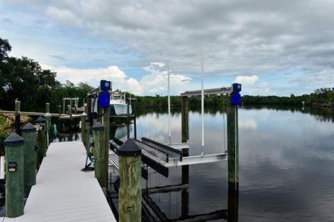 651 SE Hidden River Drive, Port St. Lucie FL - photo 19 of 59