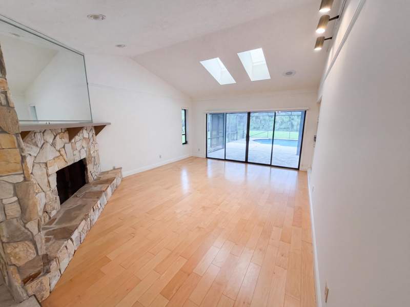 4 bedroom Single Family Residence at 2122 SW Racquet Club Drive, CRANE CREEK RACQUET CLUB, Palm City — photo 5