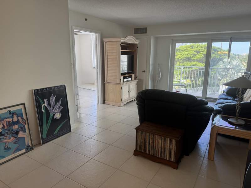 2 bedroom Condominium at 3215 S Ocean Boulevard #202, AMBASSADORS V NORTH CONDO, Highland Beach — photo 4