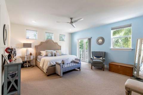 213 SW 11TH Street #213, Fort Lauderdale FL - photo 6 of 21