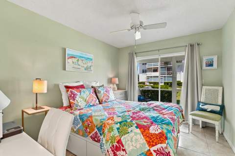 530 Horizons #104, Boynton Beach FL - photo 18 of 34