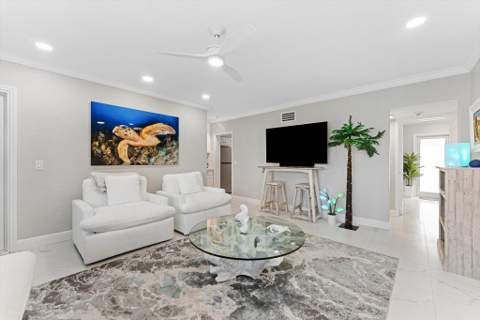 990 CASUARINA Road #4, Delray Beach FL - photo 10 of 49