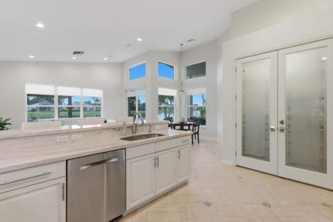 11649 Pamplona Boulevard, Boynton Beach FL - photo 18 of 66