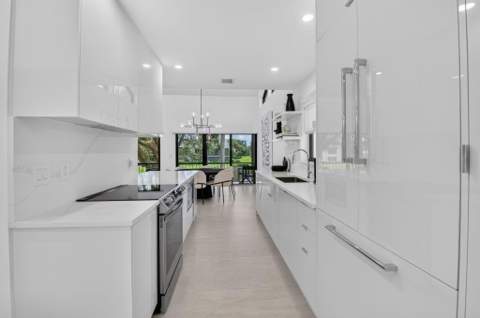 7710 Lakeside Boulevard, Boca Raton FL - photo 14 of 75
