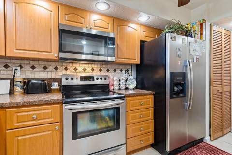 5860 NW 44th Street #502, Lauderhill FL - photo 23 of 35