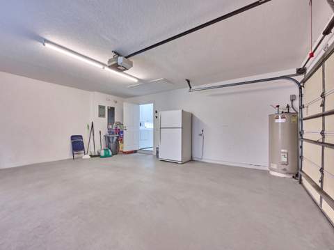 8701 Oldham Way, West Palm Beach FL - photo 17 of 96