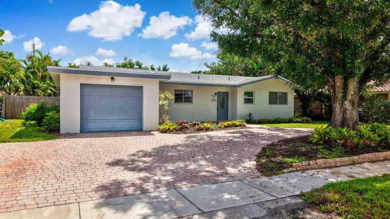 4 bedroom Single Family Residence at 898 SW 10th Avenue, BOCA RATON SQUARE UNIT 2, Boca Raton — photo 1