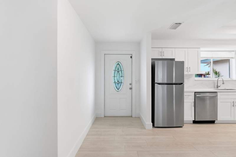 4 bedroom Single Family Residence at 898 SW 10th Avenue, BOCA RATON SQUARE UNIT 2, Boca Raton — photo 4
