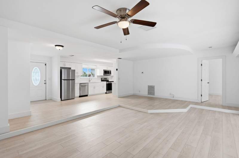 4 bedroom Single Family Residence at 898 SW 10th Avenue, BOCA RATON SQUARE UNIT 2, Boca Raton — photo 5