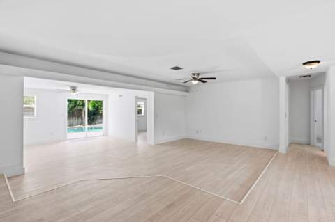 898 SW 10th Avenue, Boca Raton FL - photo 8 of 47