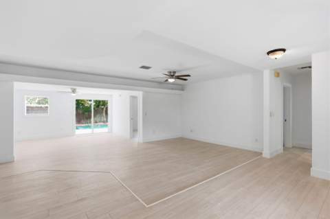 898 SW 10th Avenue, Boca Raton FL - photo 14 of 47