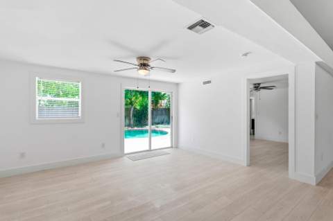 898 SW 10th Avenue, Boca Raton FL - photo 15 of 47