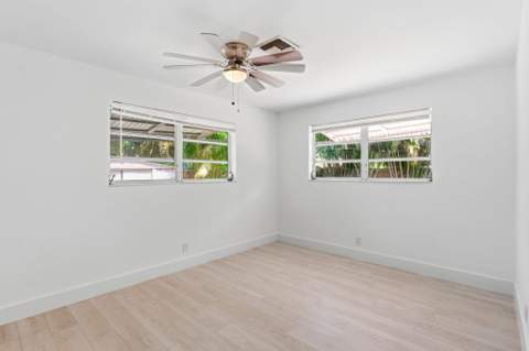 898 SW 10th Avenue, Boca Raton FL - photo 19 of 47