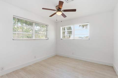 898 SW 10th Avenue, Boca Raton FL - photo 21 of 47