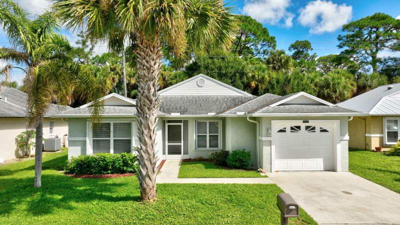 2 bedroom Single Family Residence at 14124 Aguila Avenue, SPANISH LAKES FAIRWAYS NE PHASE, Fort Pierce — photo 1