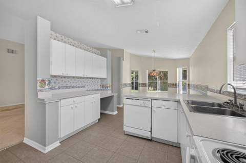 14124 Aguila Avenue, Fort Pierce FL - photo 13 of 36