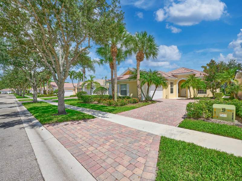 3 bedroom Single Family Residence at 8701 Oldham Way, Carleton Oaks, West Palm Beach — photo 4