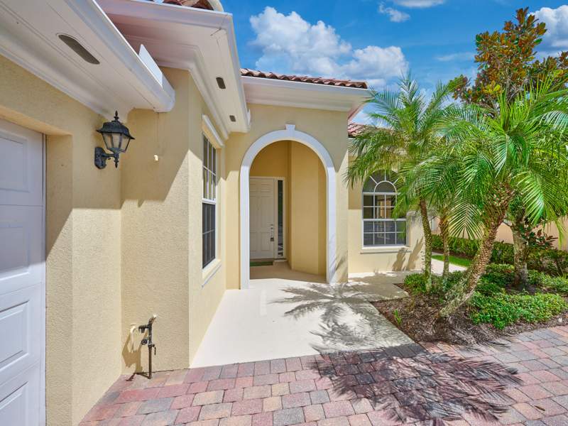 3 bedroom Single Family Residence at 8701 Oldham Way, Carleton Oaks, West Palm Beach — photo 3
