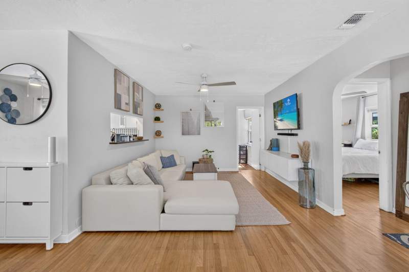 4 bedroom Single Family Residence at 612 N C Street, Town Of Lake Worth, Lake Worth — photo 5