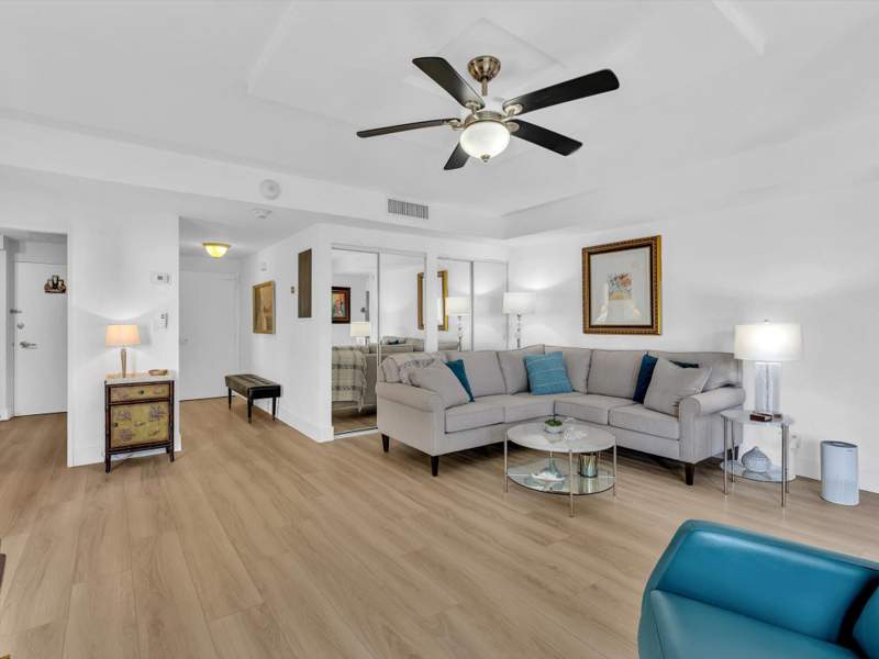 2 bedroom Stock Cooperative at 3300 NE 36th Street #912, CORAL RIDGE TOWERS EAST CO-OP, Fort Lauderdale — photo 5