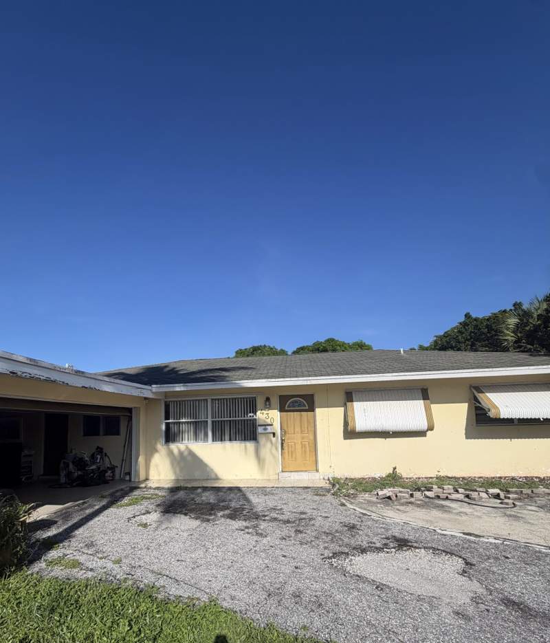 3 bedroom Single Family Residence at 430 N Ware Drive, PALM BEACH LAKES SOUTH, West Palm Beach — photo 1