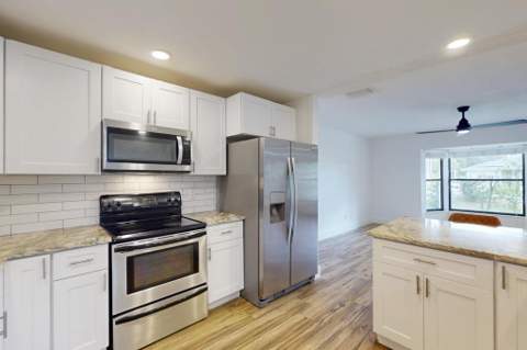 6801 Pensacola Road, Fort Pierce FL - photo 17 of 78
