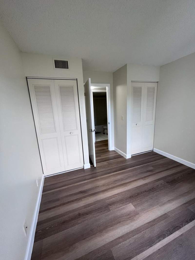 2 bedroom Condominium at 1002 Green Pine Boulevard #F2, Palm Club Village I Condo, West Palm Beach — photo 5