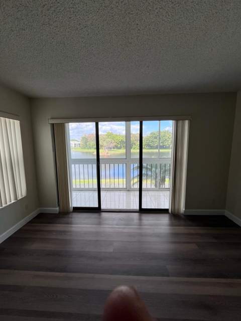 1002 Green Pine Boulevard #F2, West Palm Beach FL - photo 12 of 30