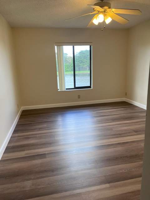 1002 Green Pine Boulevard #F2, West Palm Beach FL - photo 14 of 30