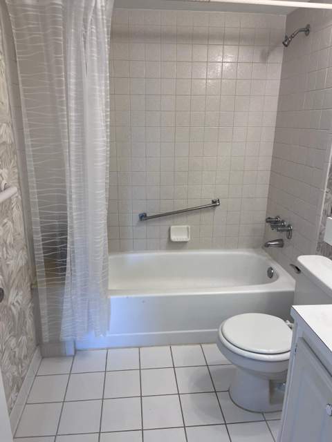 1002 Green Pine Boulevard #F2, West Palm Beach FL - photo 16 of 30