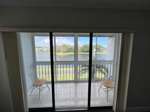 1002 Green Pine Boulevard #F2, West Palm Beach FL - photo 17 of 30