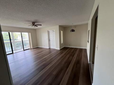 1002 Green Pine Boulevard #F2, West Palm Beach FL - photo 22 of 30