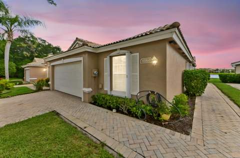 8260 Fresh Creek, West Palm Beach FL - photo 8 of 43