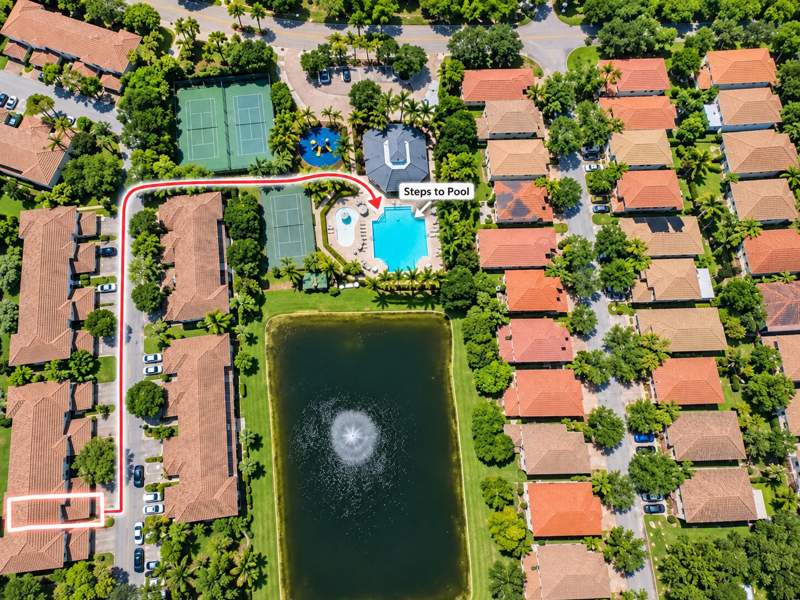 3 bedroom Townhouse at 2145 Oakmont Drive, Thousand Oaks, Riviera Beach — photo 3