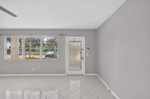 1055 Ainslie D Drive, Boca Raton FL - photo 11 of 97