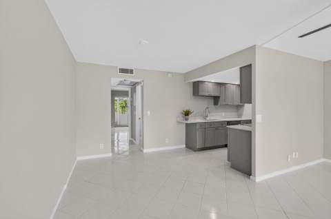 1055 Ainslie D Drive, Boca Raton FL - photo 7 of 97