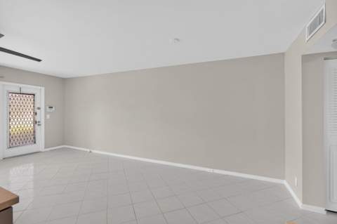 1055 Ainslie D Drive, Boca Raton FL - photo 21 of 97
