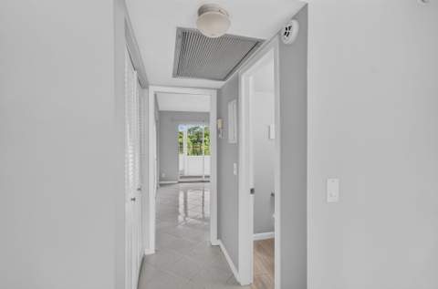 1055 Ainslie D Drive, Boca Raton FL - photo 23 of 97