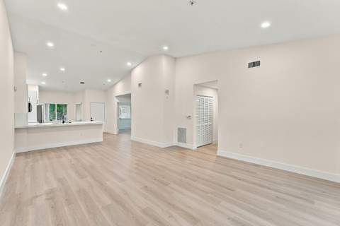 5876 Regal Glen Drive #201, Boynton Beach FL - photo 11 of 31