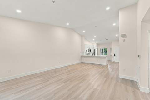 5876 Regal Glen Drive #201, Boynton Beach FL - photo 12 of 31