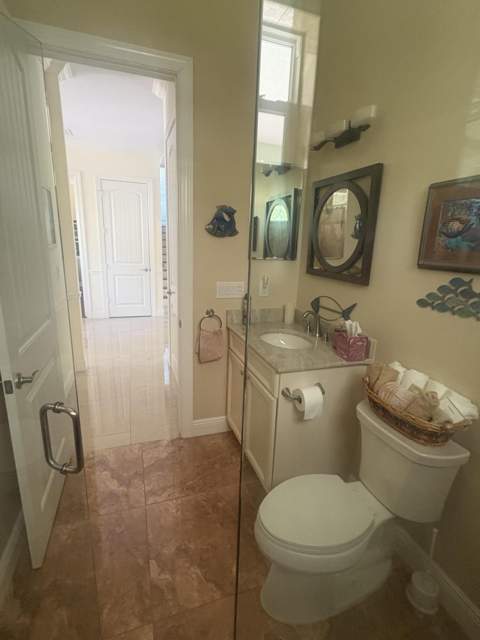 172 S River Road, Sewalls Point FL - photo 14 of 47