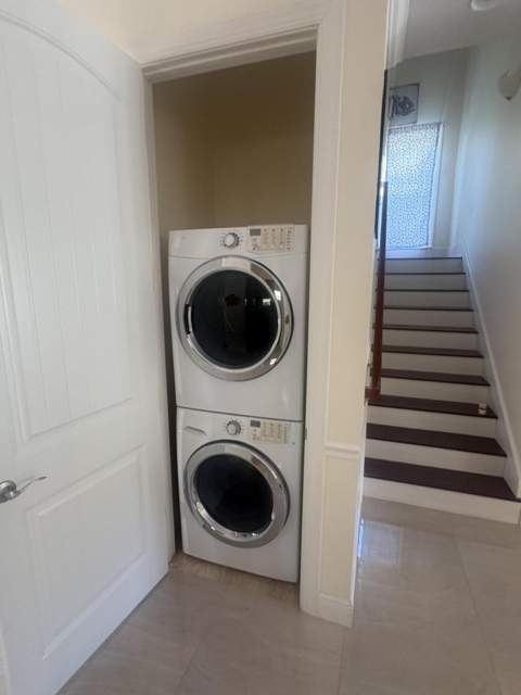 172 S River Road, Sewalls Point FL - photo 16 of 47