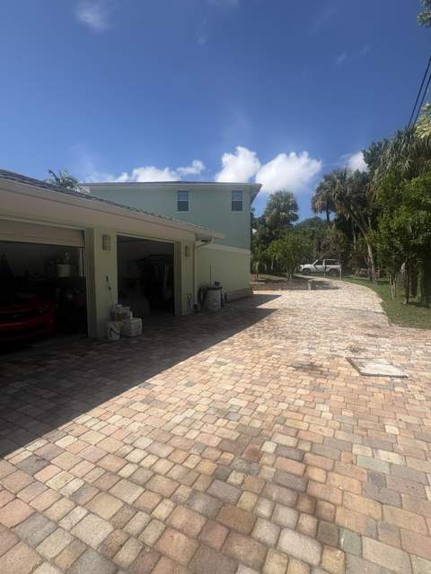 172 S River Road, Sewalls Point FL - photo 24 of 47