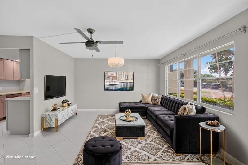 1 bedroom Condominium at 1055 Ainslie D Drive, Century Village , Boca Raton — photo 4