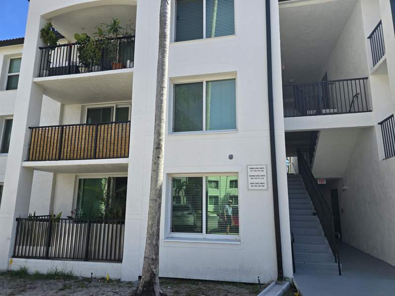 2 bedroom Condominium at 701 Villa Circle, Villa Del Sol Condo, Boynton Beach — photo 5