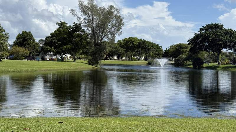 2 bedroom Condominium at 1034 Farnham O #1034, Farnham O Condo, Deerfield Beach — photo 2