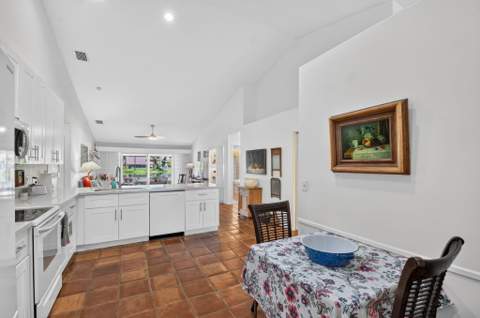 7390 Heathley Drive, Lake Worth FL - photo 12 of 78