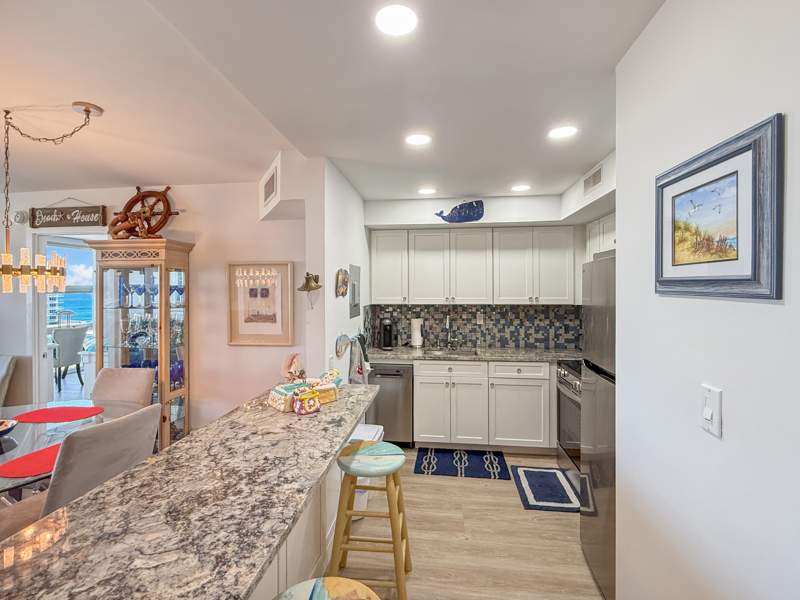 1 bedroom Condominium at 531 N Ocean Boulevard #1203, Silver Thatch Atlantic Plaza, Pompano Beach — photo 4
