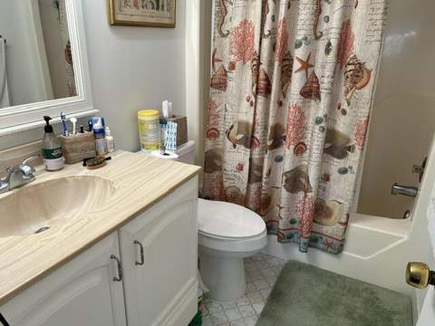 471 Lake Dora Drive, West Palm Beach FL - photo 10 of 40